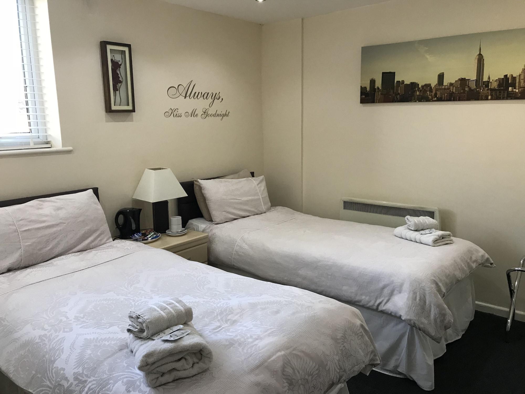 The Goodlife Guesthouse Гарвіч Екстер'єр фото