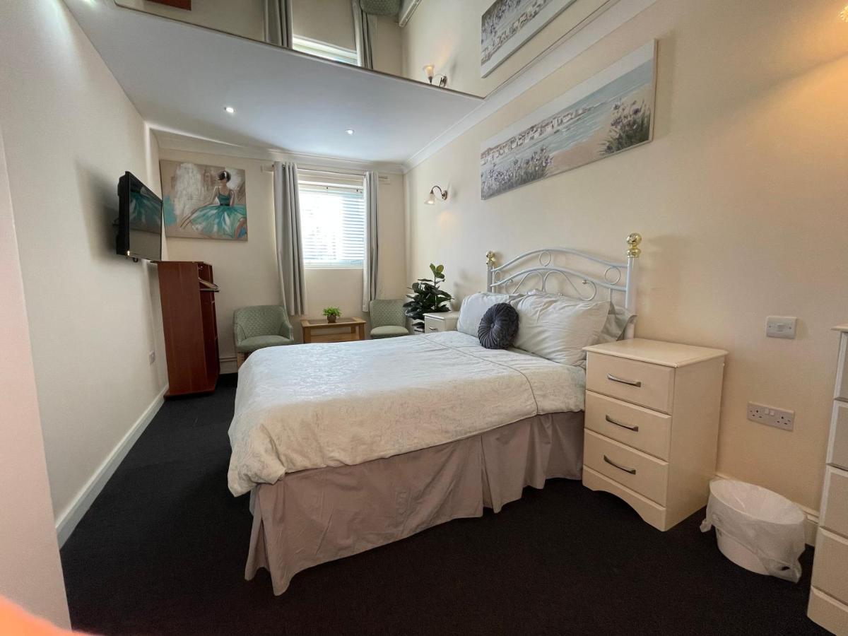 The Goodlife Guesthouse Гарвіч Екстер'єр фото