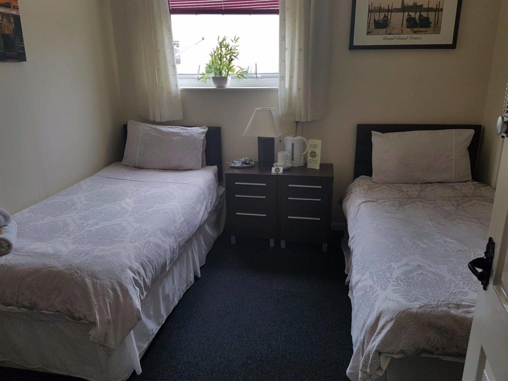 The Goodlife Guesthouse Гарвіч Екстер'єр фото